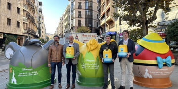 La magia del reciclaje de vidrio vuelve a tomar las calles de Cuenca con iglús de Ecovidrio tematizados por Disneyland Paris