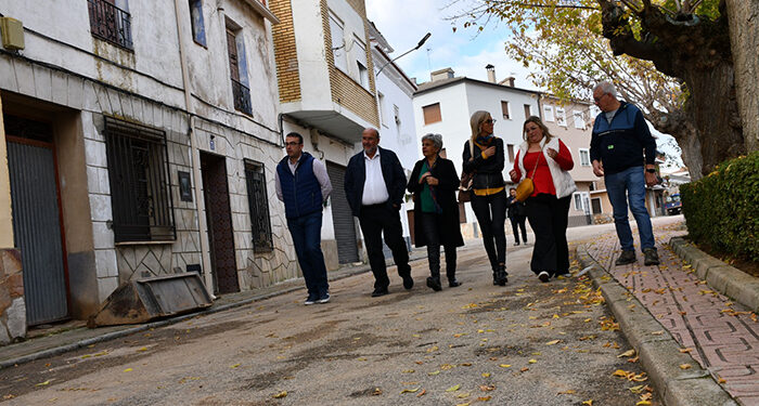 La oficina de Atención a los Afectados por la DANA de Mira itinerará por la Serranía Baja para atender a los damnificados de otros pueblos 1 La oficina de Atención a los Afectados por la DANA de Mira itinerará por la Serranía Baja para atender a los damnificados de otros pueblos
