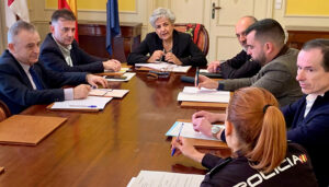 La subdelegada del Gobierno en Cuenca preside la reunión del Grupo Provincial de Trabajo para la colaboración entre las Fuerzas y Cuerpos de Seguridad del Estado y la Inspección de Trabajo