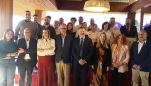 Más de sesenta personas asisten a la presentación de la gastronomía de Cuenca en Alicante