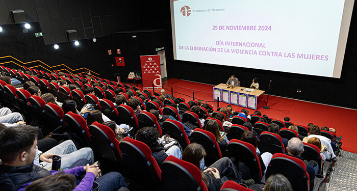 Más de un centenar de estudiantes de 1º de Bachillerato de Azuqueca asisten a la proyección de “Tribu” y a la entrega de premios del concurso de relatos breves 1 Más de un centenar de estudiantes de 1º de Bachillerato de Azuqueca asisten a la proyección de “Tribu” y a la entrega de premios del concurso de relatos breves