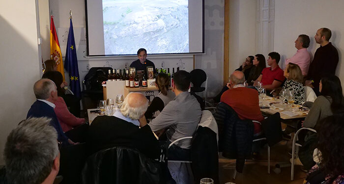 Medio centenar de personas muestran su interés por la Ruta de la Alcarria que promueve Elige Cuenca