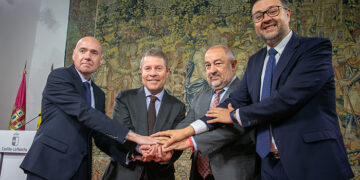 Page anuncia que la nueva Ley de Universidades saldrá a consulta pública en enero para “ordenar el ecosistema universitario” regional