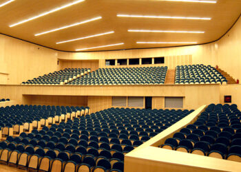 Ya se puede solicitar la devolución de las entradas de la obra ‘Los Amigos de ellos dos’ 9 Teatro Buero Vallejo