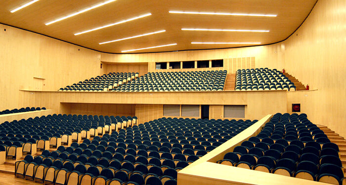 Ya se puede solicitar la devolución de las entradas de la obra ‘Los Amigos de ellos dos’ 1 Teatro Buero Vallejo