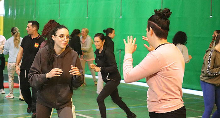 Tremendo éxito del 8º Curso de Defensa Personal para Mujeres en Cabanillas, con más de 70 participantes