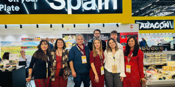Tres empresas conquenses han estado presentes en la misión comercial de CECAM a la Feria Sial de París