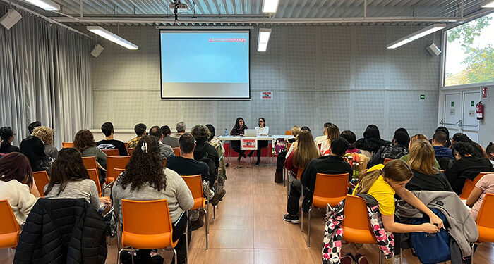 UGT CLM organiza en Azuqueca de Henares un Encuentro Provincial para dar a conocer el procedimiento Acredita, la FP y la Formación Profesional en el Ámbito Laboral 1 UGT CLM organiza en Azuqueca de Henares un Encuentro Provincial para dar a conocer el procedimiento Acredita, la FP y la Formación Profesional en el Ámbito Laboral