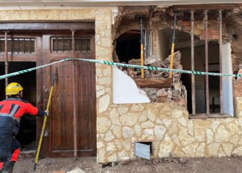 Un equipo de Bomberos del Ayuntamiento de Cuenca se desplaza a Mira para colaborar en las tareas de apoyo