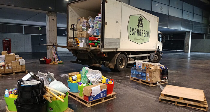 Un total de 9.300 kilos de solidaridad con la DANA de la Sierra Norte llegan a la Feria de Valencia 1 Un total de 9.300 kilos de solidaridad con la DANA de la Sierra Norte llegan a la Feria de Valencia