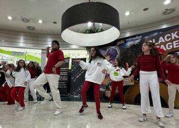 Zarandea pone la guinda musical al Black Friday del Mirador con 3.000 euros en premios