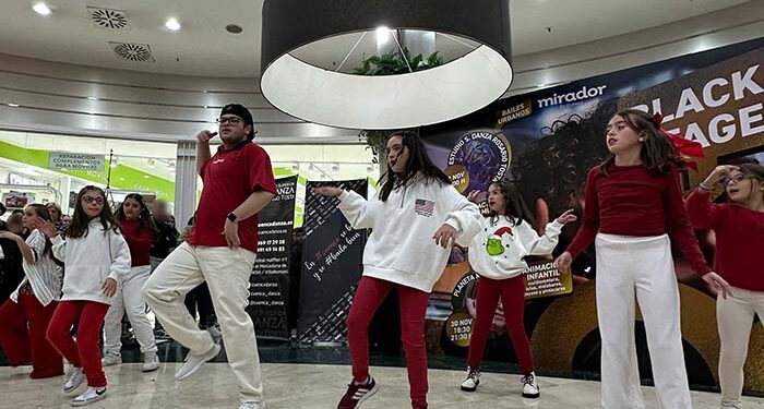 Zarandea pone la guinda musical al Black Friday del Mirador con 3.000 euros en premios