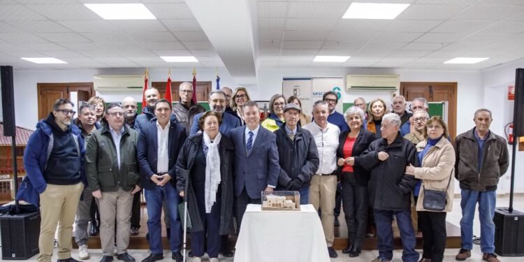 Presentado el proyecto de ampliación y reforma del Centro de Salud de Cardenete 1 Presentado el proyecto de ampliación y reforma del Centro de Salud de Cardenete