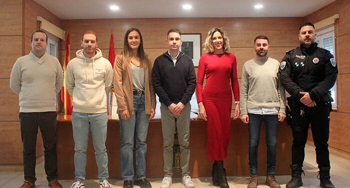 Dos mujeres y un hombre, nuevos policías locales para el Ayuntamiento de Cabanillas 1 Dos mujeres y un hombre, nuevos policías locales para el Ayuntamiento de Cabanillas