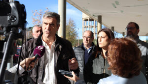 El PP muestra su apoyo a las autoescuelas y pide que se cubran todas las plazas de examinadores de tráfico en Guadalajara