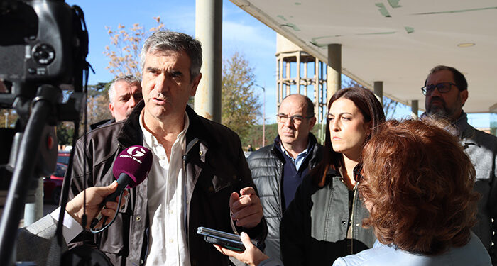 El PP muestra su apoyo a las autoescuelas y pide que se cubran todas las plazas de examinadores de tráfico en Guadalajara 1 El PP muestra su apoyo a las autoescuelas y pide que se cubran todas las plazas de examinadores de tráfico en Guadalajara