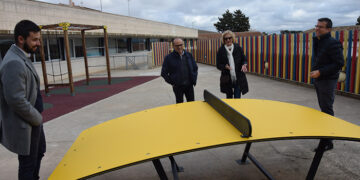 El colegio de Pozorrubio de Santiago cuenta con rocódromo, tirolina y espalderas nuevas gracias a la ayuda de Diputación de Cuenca