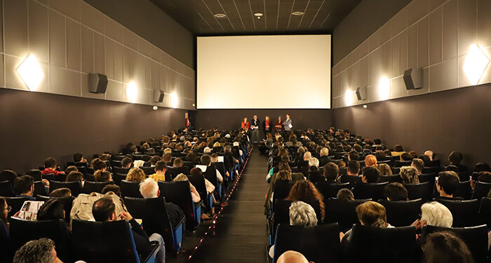 Estudiantes de la UCLM presentan sus cortometrajes en la gran pantalla en el festival “UCLM en corto” en el campus de Cuenca 1 Estudiantes de la UCLM presentan sus cortometrajes en la gran pantalla en el festival “UCLM en corto” en el campus de Cuenca