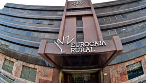 Eurocaja Rural concede una gratificación especial a su plantilla en reconocimiento a su dedicación y su excelencia en la atención al cliente