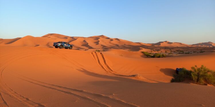 Dos conquenses en el Sáhara. Cuarta etapa Tuareg. Dunas y el mercado de Rissani