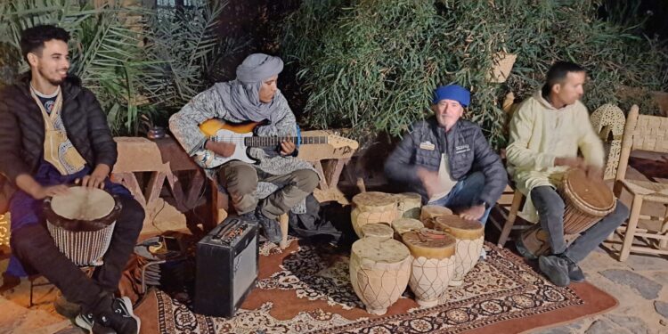 Dos conquenses en el Sáhara. Sexta jornada entre Taouz y Erfoud y, hoy, por el sur de Fez