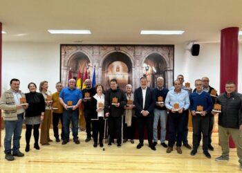 El Ayuntamiento de Cuenca reconoce a los 21 empleados públicos que se han jubilado en este año 2024