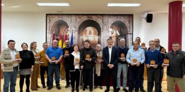 El Ayuntamiento de Cuenca reconoce a los 21 empleados públicos que se han jubilado en este año 2024