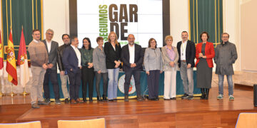 Julián Garde recibe con satisfacción los resultados y la participación en las elecciones que lo revalidan como rector de la UCLM
