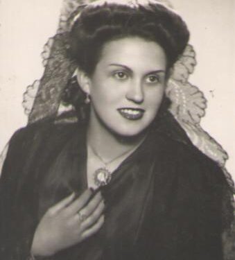 Leonor Culebras, pintora y escritora conquense: feliz 100 cumpleaños 1 LEONOR CULEBRAS SEMANA SANTA 1948