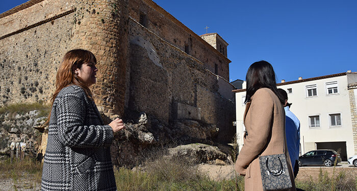 La Diputación de Cuenca restaura la parte de la muralla de Cañete junto a la iglesia de Santo Domingo