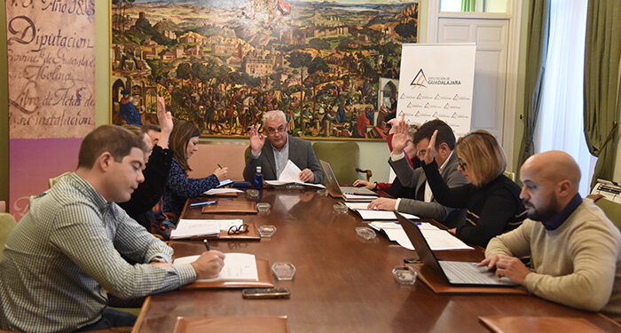 La Diputación de Guadalajara invierte 278.681 euros en mejorar los accesos a Valderrebollo y al polígono La Tejera de Mondéjar 1 La Diputación de Guadalajara invierte 278.681 euros en mejorar los accesos a Valderrebollo y al polígono La Tejera de Mondéjar