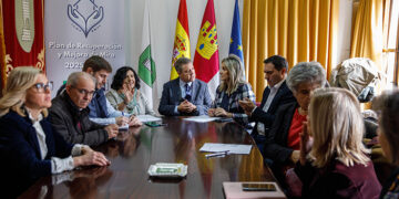 La Junta aprueba un nuevo proyecto prioritario en Mira y acuerda una nueva valoración de daños en las viviendas tras el paso de la DANA