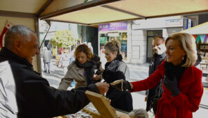 La Junta concede ayudas por valor de 20.000 euros a ocho artesanos conquenses para la promoción y digitalización de su actividad