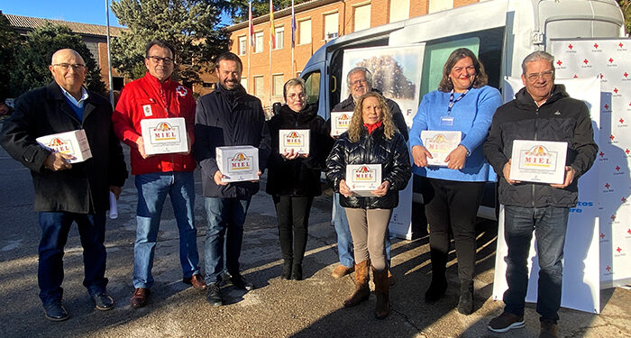 La Junta cumple con su tradicional donación de miel del Centro Apícola de Marchamalo a entidades sociales de Guadalajara