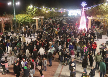 La Navidad se enciende en Cabanillas con un reconocimiento al trabajo público