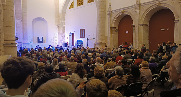 La orquesta de acordeones Ciudad de Cuenca deslumbra en una noche inolvidable