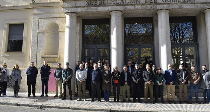 La subdelegada del Gobierno en Cuenca traslada la rotunda condena por el asesinato a una mujer de 43 años 1 La subdelegada del Gobierno en Cuenca traslada la rotunda condena por el asesinato a una mujer de 43 años
