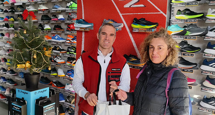 Los quince ganadores de Comprar en Tarancon Tiene Premio gastan sus vales en establecimientos de la localidad 1