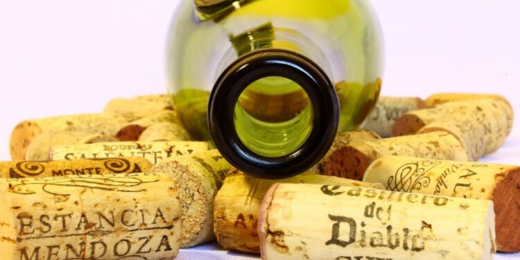 Los tapones de corcho guardianes del sabor