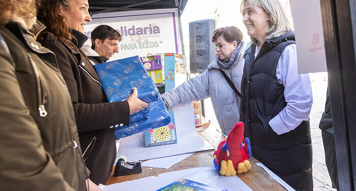 Ningún niño de Guadalajara sin juguete en el Día de Reyes a través de la Calle Mayor Solidaria 1 Ningún niño de Guadalajara sin juguete en el Día de Reyes a través de la Calle Mayor Solidaria
