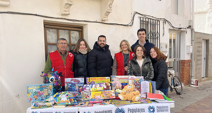 Nuevas Generaciones de Cuenca impulsa una campaña de recogida de juguetes y material escolar destinado a niños afectados por la DANA