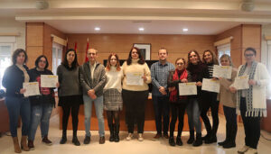 Ocho nuevas profesionales en la atención a la dependencia salen al mercado laboral tras el “Recual 2024” de Cabanillas