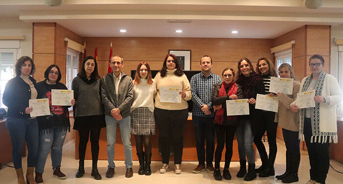 Ocho nuevas profesionales en la atención a la dependencia salen al mercado laboral tras el “Recual 2024” de Cabanillas