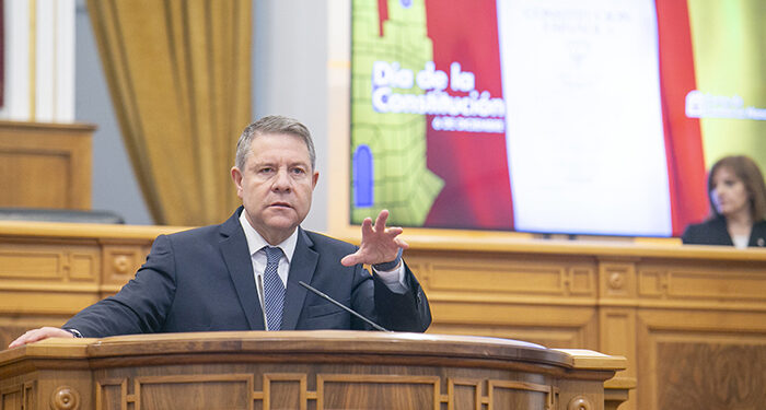 Page aboga por extender el concepto de igualdad de la Constitución Española para todos los españoles, “vivan donde vivan”