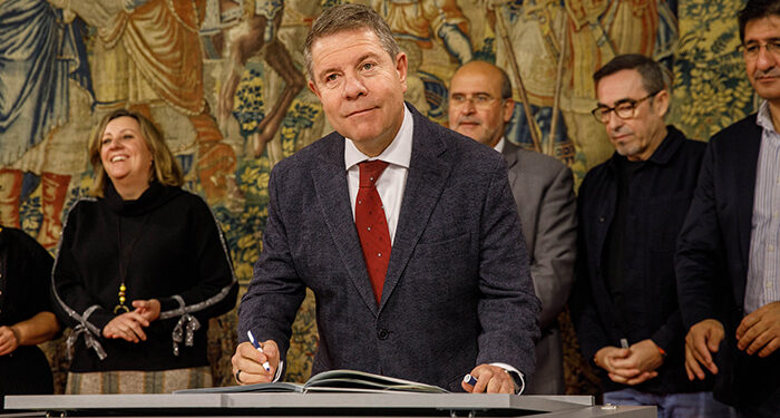 Page marca el “objetivo” de crear “100.000 nuevos puestos de trabajo” vinculados a la ‘Estrategia Castilla-La Mancha, Horizonte 2030’ 1 Page marca el “objetivo” de crear “100.000 nuevos puestos de trabajo” vinculados a la ‘Estrategia Castilla-La Mancha, Horizonte 2030’