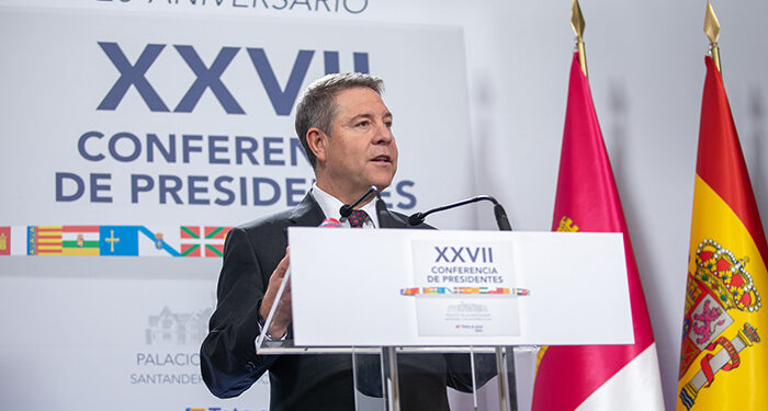 Page plantea un borrador de la reforma de financiación en un plazo de tres meses e insiste en que no puede haber más cupos ni singularidades