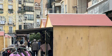 Preocupación entre los comerciantes por el mercadillo navideño situado en Carretería