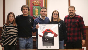 Salinas recibe a “El Motor de tus Pasos” tras el reto de Montpellier
