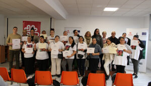 Tejiendo Caminos de Cáritas Diocesana Sigüenza-Guadalajara entrega los diplomas a las mujeres gitanas que han participado en más de una decena de cursos en 2024