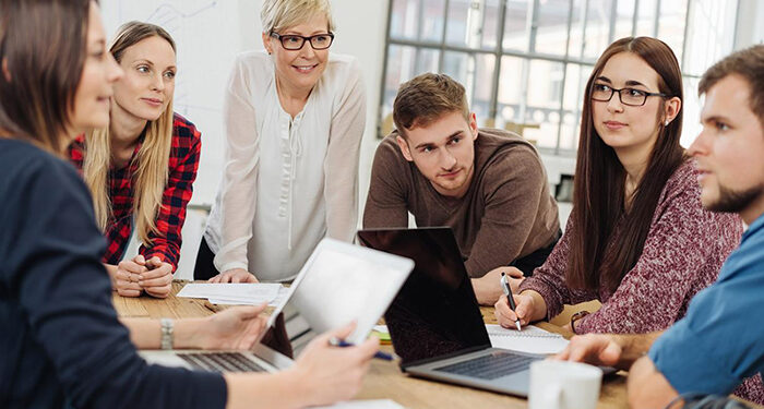 Un total de 343 centros educativos de la región participarán en el concurso de méritos para la renovación, selección y nombramiento de directores 1 Un total de 343 centros educativos de la región participarán en el concurso de méritos para la renovación, selección y nombramiento de directores